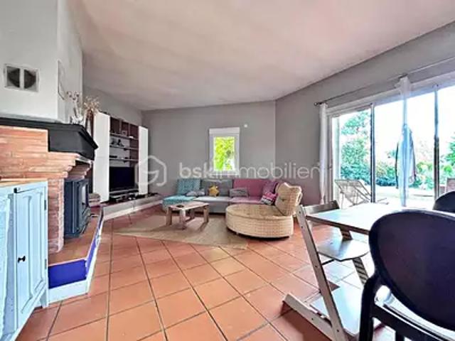 Rabastens 81800 Achat / Vente maison 6 pièces t6 piscine terrasse