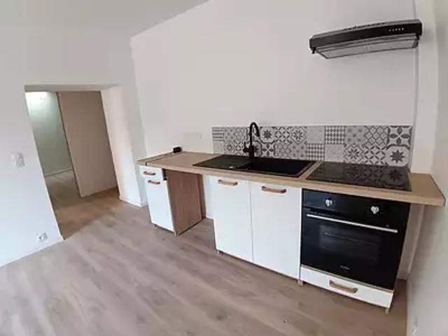 Rabastens 81800 Location appartement 3 pièces t3 au dernier étage