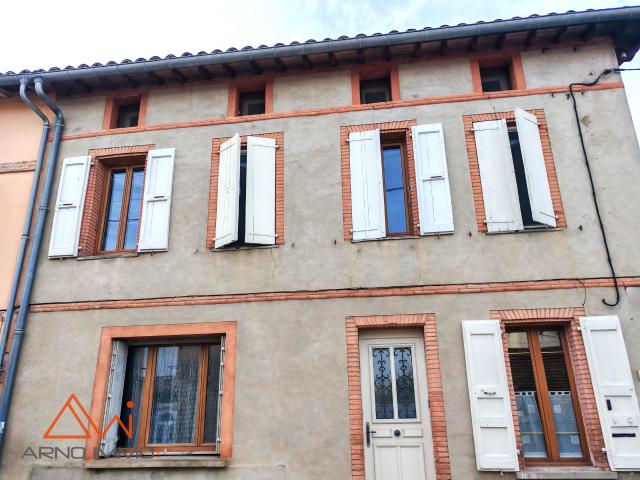Rabastens Maison de charme avec terrasse Grands volumes et fort potentiel