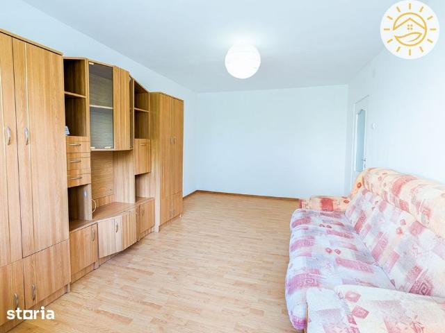 Racadau ap. renovat 4 camere nemobilat sau semimobilat