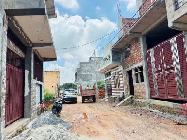 Radha Kunj 200 Sq.Yd. Plot in Bhanauta Greater Noida Listing ID: #10212