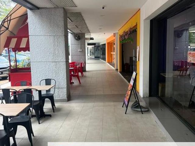 Radia Retail, Seksyen U8