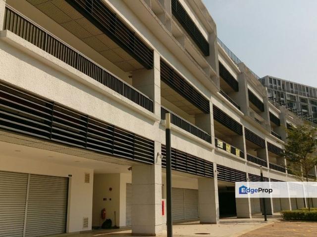 Radia Retail, Seksyen U8