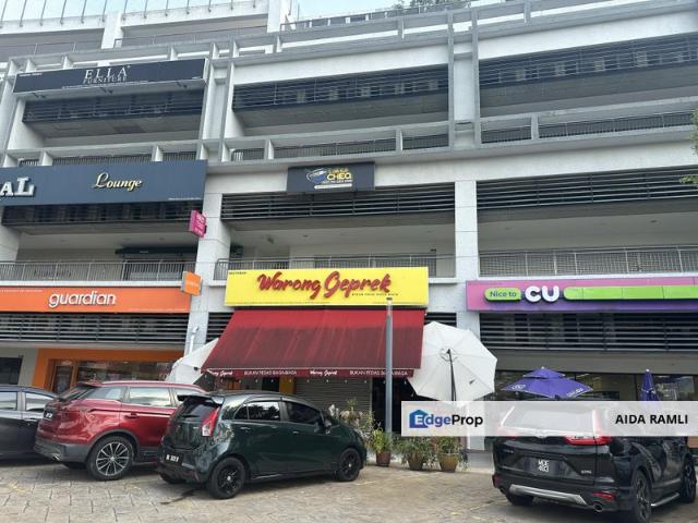 Radia Retail, Seksyen U8