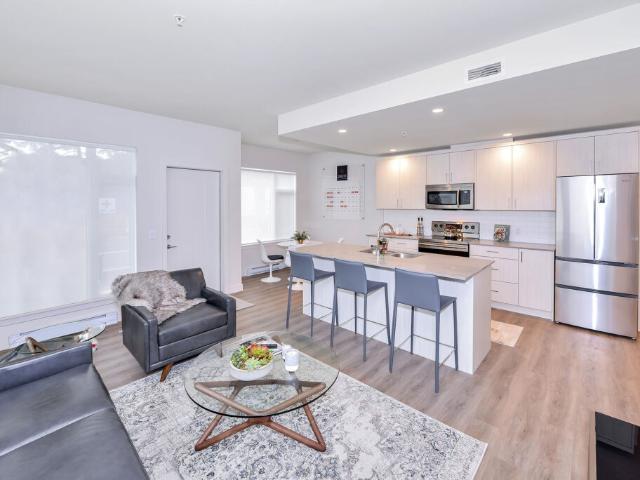 Radius at Royal Oak Apartments 1 Bedroom 1 Bathroom [object Promise] for Rent