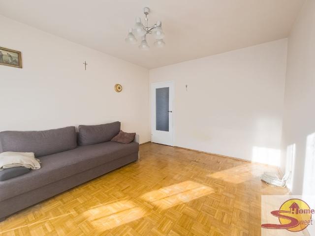 Radom, 3 pokoje do remontu z balkonem i piwnicą