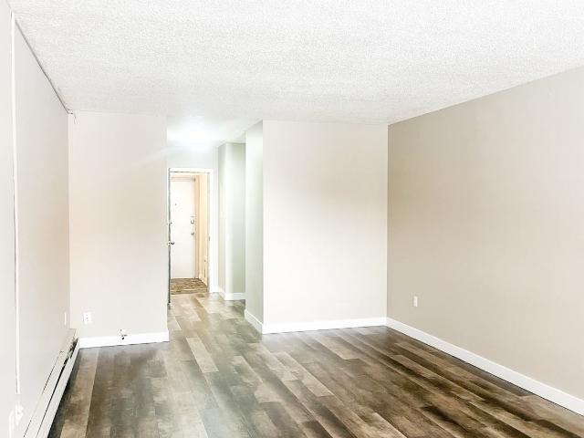 Rae 4110 1 Bedroom Apartment for Rent at 4110 Rae St, Regina, SK S4S 3A4 Albert Park