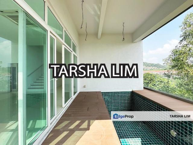 Rafflesia @ The Hill