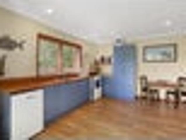 Raglan, 1 bedroom, $375 pw
