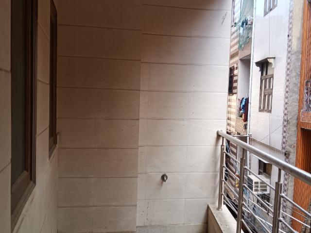 Rahul Mishra 2 Bedroom 750 Sq. Ft. Builder Floor in Tilak Nagar Delhi Listing ID: #10110
