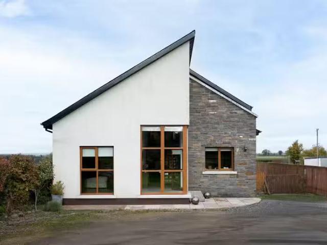 Raheenaderragh, Athy, Kildare, R14 XW32