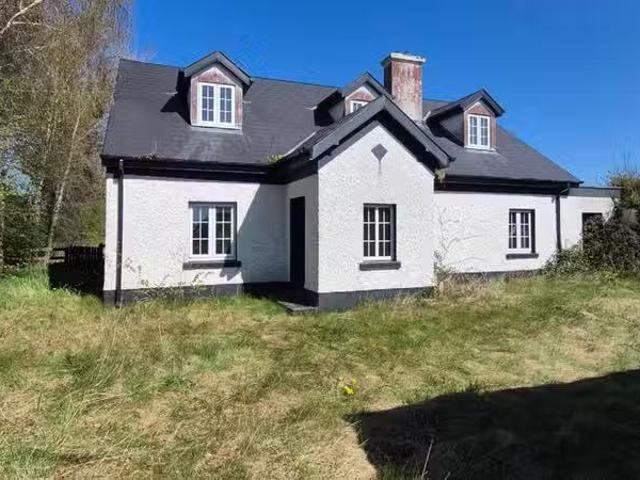 Raheenakeeran, Walsh Island, Co. Offaly, R35K2X7 is for sale