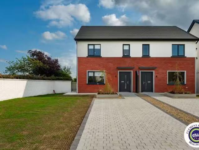 Rahin Towers, Ballylinan, Ballylynan, Co. Laois, R14HW35 is fo.