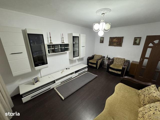 Rahova, Str. BARCA, Apartament 3 Camere, Confort 1, Decomandat, Renovat