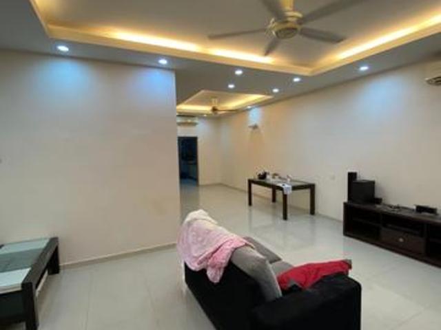 Raja uda 2storey Terrace Long Car Park 4Car
