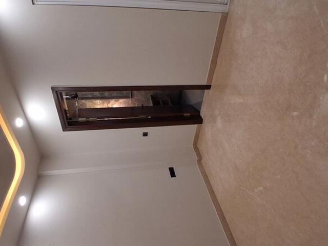 Rajouri Garden 3 Bedroom 160 Sq. Yd. Builder Floor in Rajouri Garden Delhi Listing ID: #10206