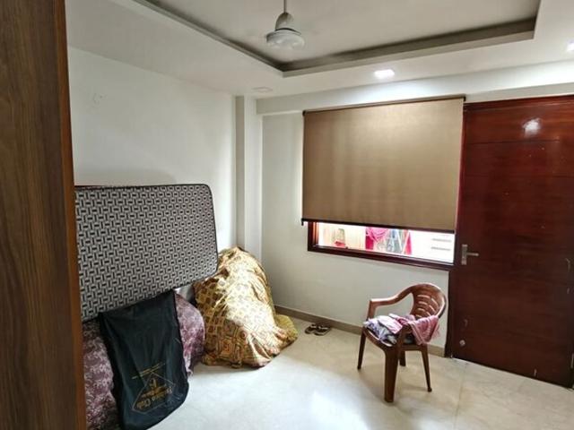 Rajouri Garden 3 Bedroom 190 Sq. Yd. Builder Floor in Rajouri Garden Delhi Listing ID: #10103