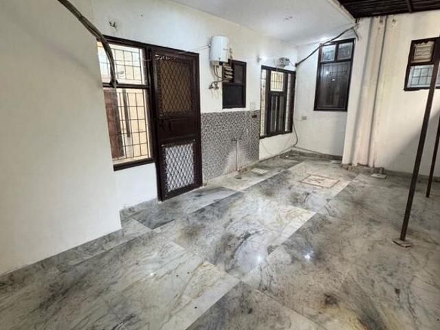 Rajouri Garden 3 Bedroom 200 Sq. Yd. Builder Floor in Rajouri Garden Delhi Listing ID: #10240