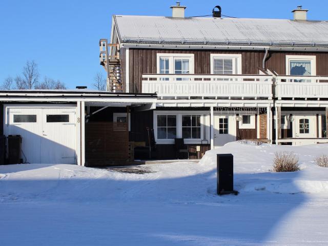 Raketvägen 8