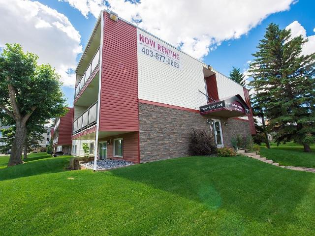 Raleigh Square Apartments 2 Bedroom Apartment for Rent at 7180 Parke Ave, Red Deer, AB T4P 1M9 Pines