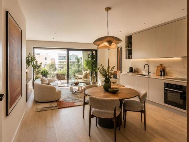 RARE MAGNIFIQUE appartement avec BALCON