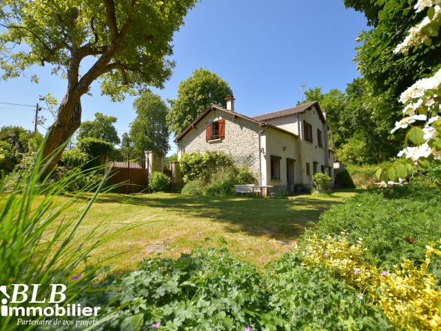 RARE MAISON 8 CHAMBRES TERRAIN 4 900 m2 PROCHE RAMBOUILLET