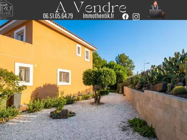 Rare?! Maison 3 faces avec grand terrain et terrasse à Agde