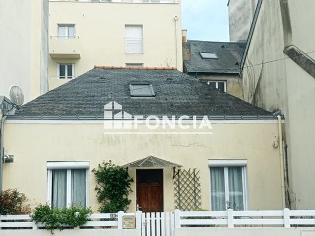 Rare: Maison vue Erdre, en face du Quai de Versailles