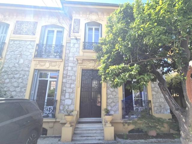 Rare Maison de ville Belle époque