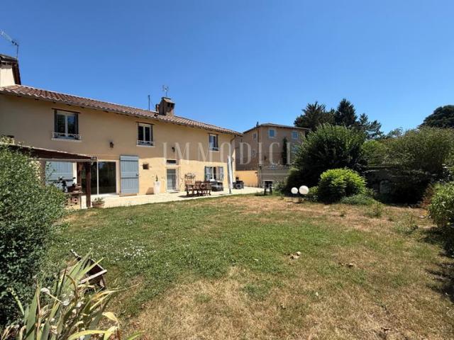 Rare ! Maison de caractère en bord de Saône avec vue imprena