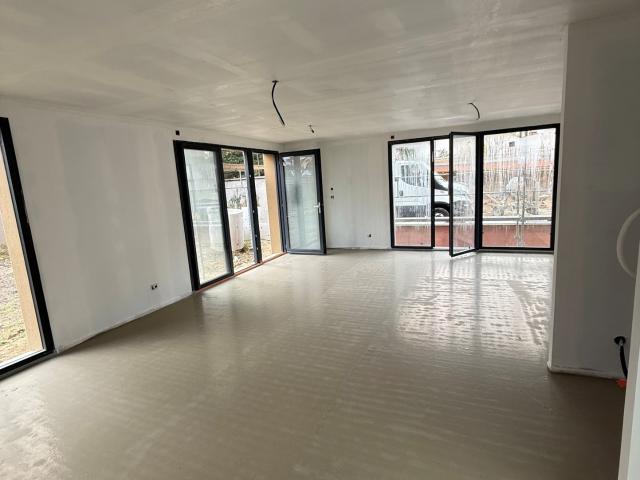 RARE Maison en duplex inversé avec jardin Montchat 69003