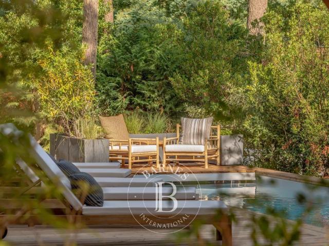 Rare Opportunité Superbe Villa Avec Vue Bassin Et Piscine. 200m² Le Cap Ferret