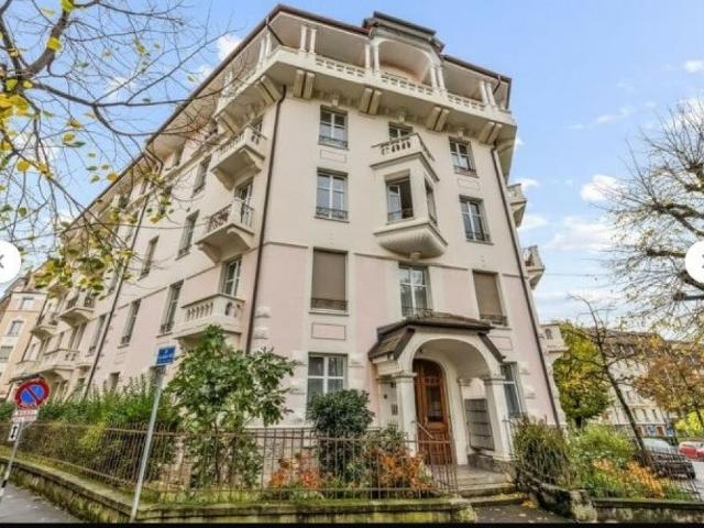 Rare opportunité sous les toits à Lausanne 3,5p 71m2