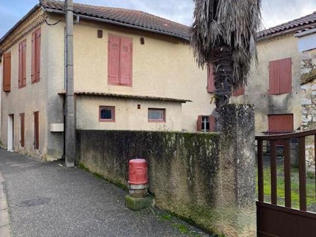 Rare opportunité ! 3 maisons à rénover