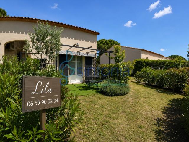 Rare aux Jasses de Camargue T 3 de 45 m2 Duplex au calme avec jardin plein sud