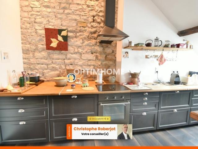 Rare à Chalon Lumineux Appartement Atypique de 143m2 avec. 143m² Chalon sur Saône