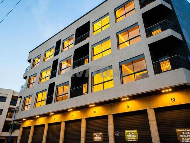 Rare à Bouskoura Magnifique Magasin Neuf de 63 m²