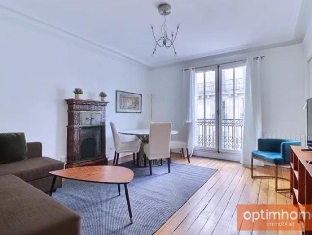 EXCLUSIVITE: Rare à Batignolles Charme de l'ancien ascenseur et cave dans un immeuble de caractère