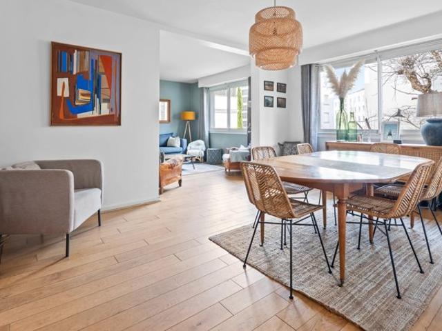 Rare à Garches: 104 m² en plein centre ville, à l'abri des regards et à 5 min de la gare