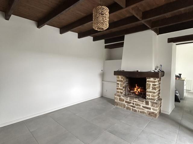 RARE À LA LOCATION MAISON T4 AVEC PLUS DE 900 M2 DE JARDIN SANS VIS À VIS