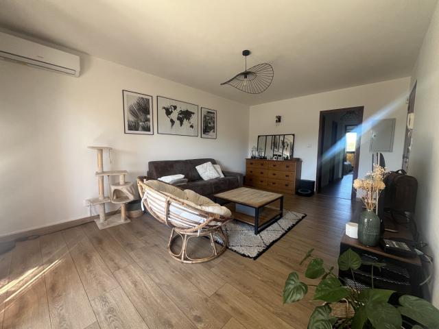 RARE A LA LOCATION TYPE 2 DE 49 M2 LA SEYNE SUR MER