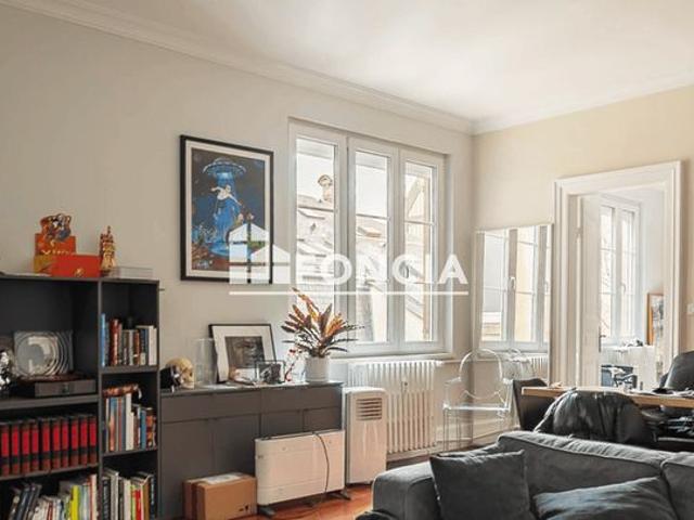 Rare à la vente – Avenue de la Paix
