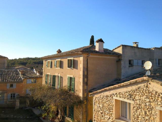 Rare à la vente. Bastide avec le charme d'une mais