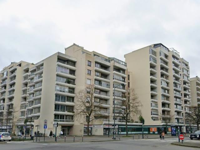 RARE À LA VENTE Garage fermé Rennes Centre ville Colombier / Cité Judiciaire