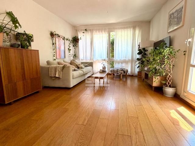 Rare à la Vente F3 de 76m2 avec son jardin de 150m2 COURCOURONNES LAC