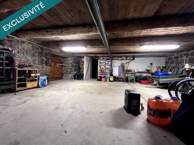 Rare à la vente Ferme secteur SAINT JEURES