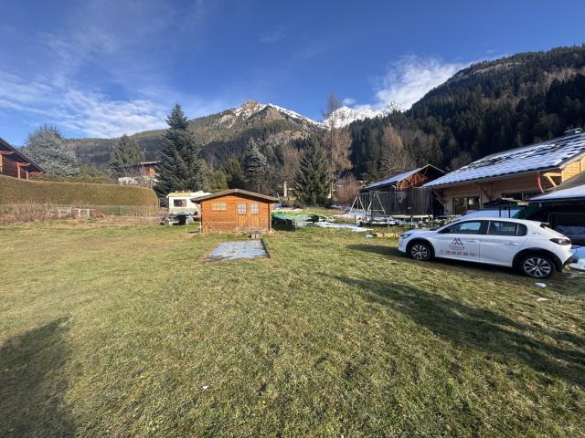 Rare à la vente, terrain constructible aux CONTAMINES MONTJOIES aux portes de MEGEVE