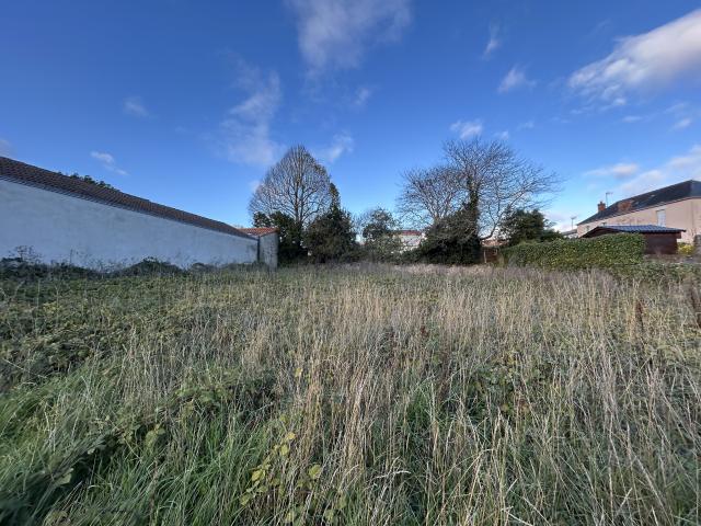 RARE A LA VENTE TERRAIN COEUR DE BOURG