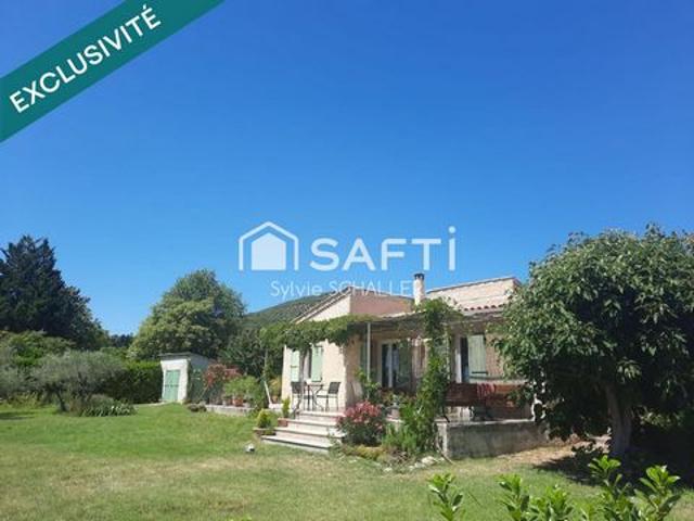 Maison de plain pied avec possibilité de construire sur une parcelle de 800/900 m2 environ