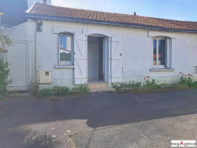 Rare à Nantes – Charmante petite maison de plain pied lumineuse avec stationnement